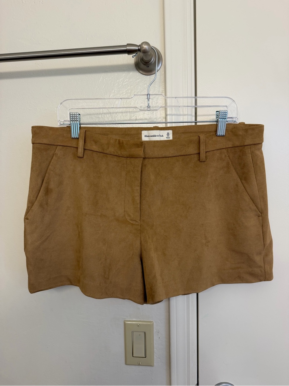 Abercrombie & Fitch Women's Faux Brown Suede-Look Shorts Size 31